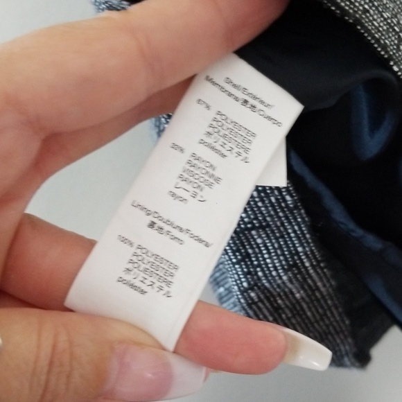 Dress - Picture 3 of 4